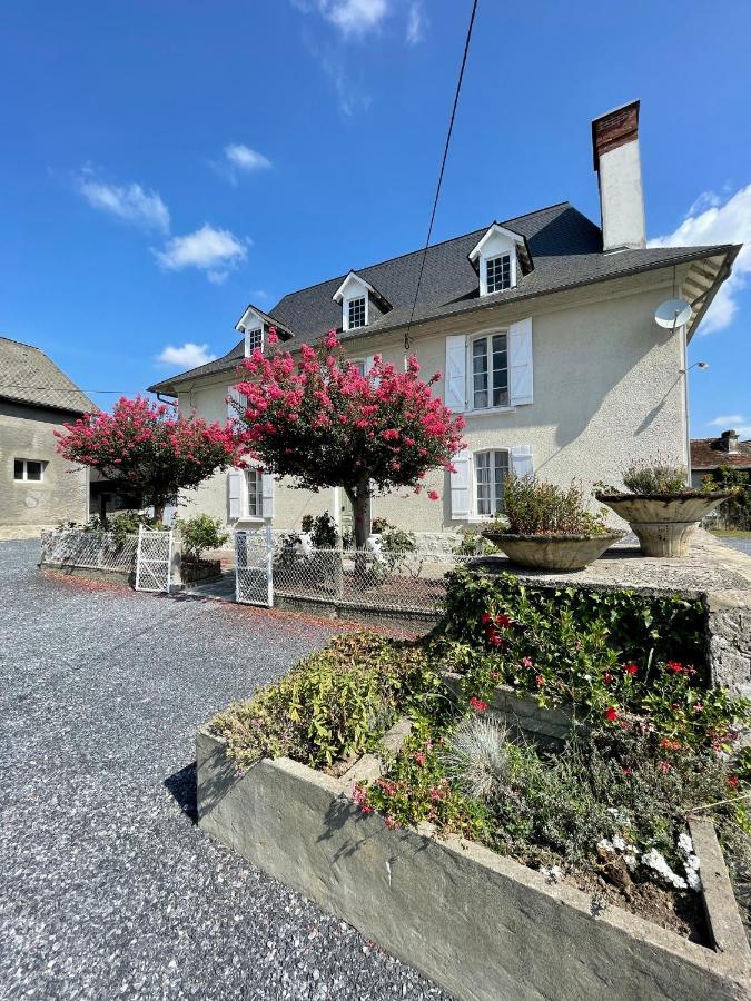 Maison de maître LA ROSERAIE avec parc arboré Bougarber Exterior foto